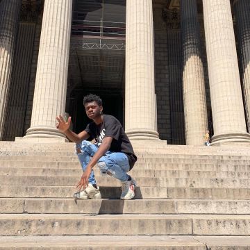 The Sneakers Rhyton Gucci Lil Sin X on the account instagram of @lilnasx