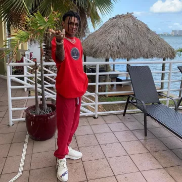 Las zapatillas Fendi Mania de Swae Lee en la cuenta de Instagram de @swaelee