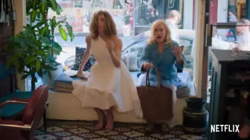 le kimono en jean de Gillian Lieberman (Patricia Arquette) dans Nos vies après eux