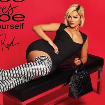 El vestido de vendaje negro de Bebe Rexha en la cuenta de instagram de @beberexha