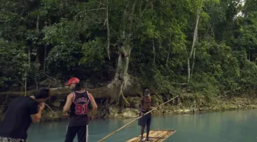 Le maillot 91 des Chicago Bulls porté par Ademo dans le clip Blanka de PNL