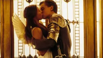 The wings of angels white Juliet Capulet (Claire Danes) Romeo + Juliet