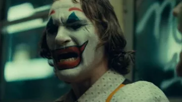 The mask of Arthur Fleck / Joker (Joaquin Phoenix) in Joker
