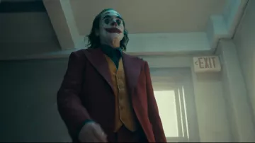 The red jacket of Arthur Fleck / Joker (Joaquin Phoenix) in Joker