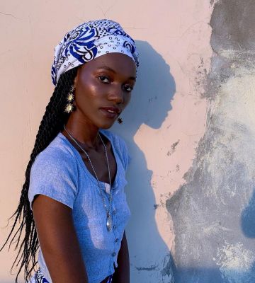 Trois Soleils des Boucles d'oreilles portées par Herieth Paul sur son Instagram account @heriethpaul