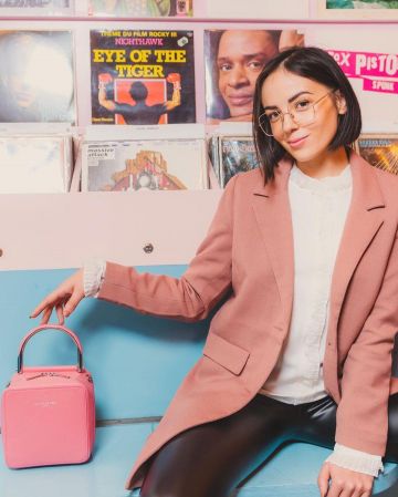The bag pink Agathe Auproux on the account Instagram of @agatheauproux