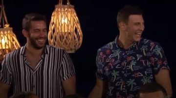 Chubbies Short Sleeve Button-Down Popover Shirt worn by (Blake Horstmann) in Bachelor in Paradise (Season 06 Episode 02)