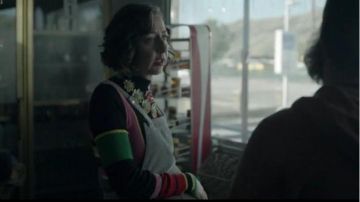 Asos Maternity Pinafore Dress in Dove Grey worn by Carol Pilbasian (Kristen Schaal) in The Last Man on Earth (Season 03 Episode 18)