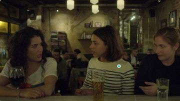 The marine scope by Elsa (Zita Hanrot) in the Heart (Season 01 Episode 02)