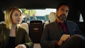 Suits Blazer Dark Grey worn by Kevin Jimenez (Maurice Compte) in Mayans M.C. (Season 02)