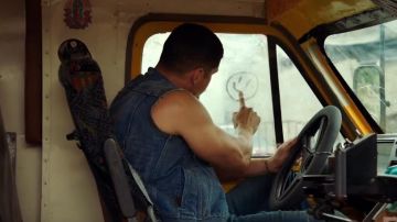 Denim Jeans Trucker Vest in Blue worn by Angel Reyes (Clayton Cardenas) in Mayans M.C. (Season 2)