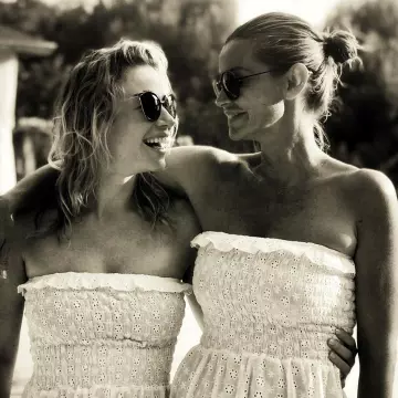 The white dress in English embroidery of Ingrid Chauvin's account on the Instagram of @ingrid_chauvin_officiel