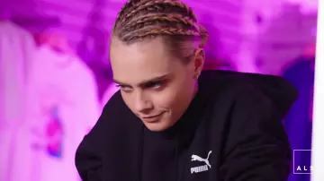 Sweatshirt puma black Cara Delevingne on Cara Delevingne Goes Sneaker Shopping With Complex