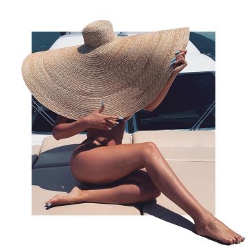 Eliurpi Le Grand oversized beige hat worn by Jelena Karleusa on @jkslookbook
