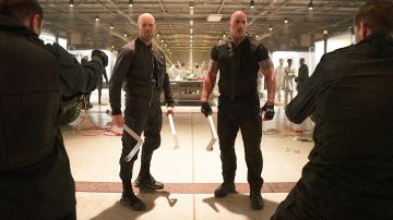 Bottes noires portées par Shaw (Jason Statham) dans Fast & Furious Présente: Hobbs & Shaw