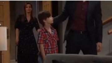 Zac Zac Posen Pearl Cross Body Bag Black worn by Chelsea Newma (Melissa Claire Egan)  as seen on The Young and the Restless August 9, 2019 