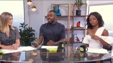 Self Portrait One-shoul­der Ruched Taffe­ta Top White  worn by Zuri Hall on E! News AUGUST 12, 2019