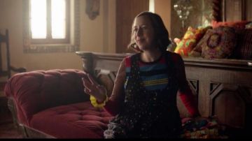 Opening Ceremony Striped Long Sleeve Crew Neck Top worn by Carol Pilbasian (Kristen Schaal) in The Last Man on Earth (S04E13)