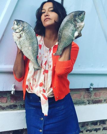 La blusa estampada de Emma Decaunes en su cuenta de Instagram @emmadecaunes