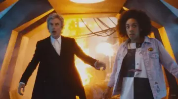 Le t-shirt portée par Bill Potts (Pearl Mackie) dans Doctor Who (Saison 10)