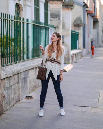 La ceinture avec boucle en resine de Anais sur le compte Instagram de @tribulationsdanais