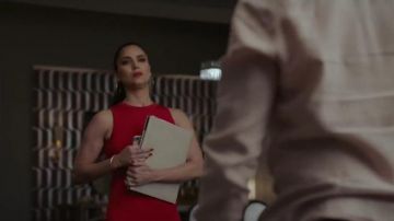Cushnie Red SleeveLess Cutout Back Dress worn by Gigi Mendoza (Roselyn Sánchez) in Grand Hotel (Season 01 Episode 09)