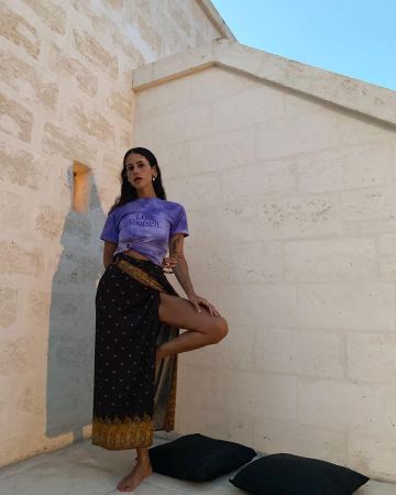 Camiseta purple Lose Yourself Print usada por Gilda en @gildaambrosio