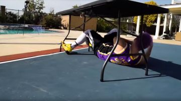 Sneakers Nike Kyrie 3 Mamba Mentality Bruce Lee Jesser in EPIC BASKETBALL OBSTACLE COURSE SKILLS CHALLENGE!