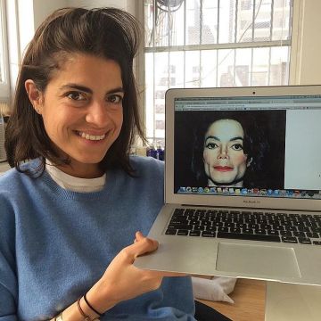 Suéter de cuello redondo de cachemira de manga larga usado por Leandra Medine en @leandramcohen
