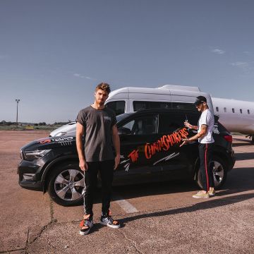 Les Baskets Off-Court - Off-White de Andrew Taggart sur le compte Instagram de @thechainsmokers