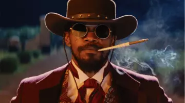 The cigarette holder carried by Django (Jamie Foxx) in the movie Django Unchained