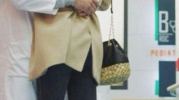 The bag of Win Lazzari (Solène Hébert) in Tomorrow belongs to us