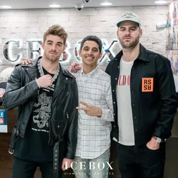 La Veste En Cuir de Andrew Taggart sur le compte Instagram de @thechainsmokers