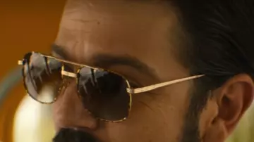 Pilot sunglasses de Miguel Ángel Félix Gallardo (Diego Luna) dans Narcos : Mexico (S01E10)