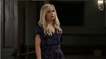 Rebecca taylor top de seda floral púrpura peplum usado por Lulu Spencer Falconeri (Emme Rylan) como se ve en el Hospital General 19 de agosto de 2019
