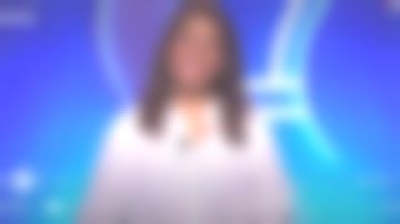 The blouse with details of lace Myriam Seurat Motus 21.08.2019