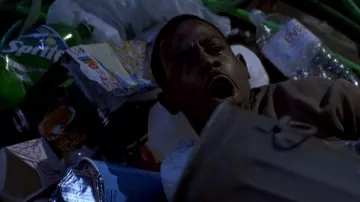 Sprite soda drink of Marcus Burnett (Martin Lawrence) in Bad Boys