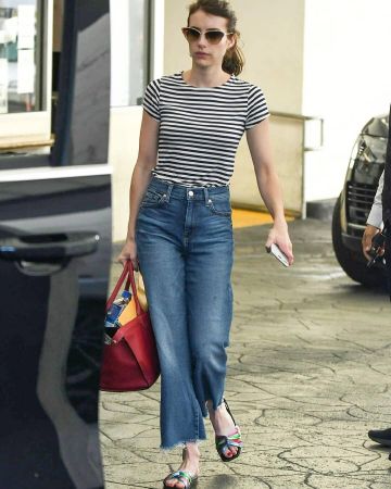 Longchamp Le Pliage Heritage Sac Sacoche porté par Emma Roberts, Beverly Hills le 21 août 2019
