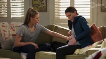 H&M Dallas T Shirt Light Grey worn by Chloe Brennan in Neighbours - Ep. 8173 - Wed 21 Aug 2019 | Chloe and Elly - Neighbours 8173- August 21, 2019