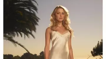 Muñeca blanca usada por Greta Matthews (Amber Heard) en Hidden Palms Temporada 1