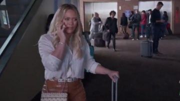 3.1 Phillip Lim Button Fly Kick Flare Pantalones usados por Kelsey Peters (Hilary Duff) en Younger (S0610)