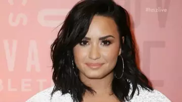 Round Earrings worn by Demi Lovato on TMZ Live July 24, 2019