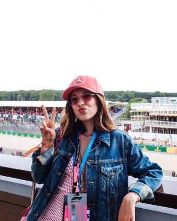 Cap Mercedes pink as worn by Millie Bobby Brown on the account Instagram of @milliebobbybrown