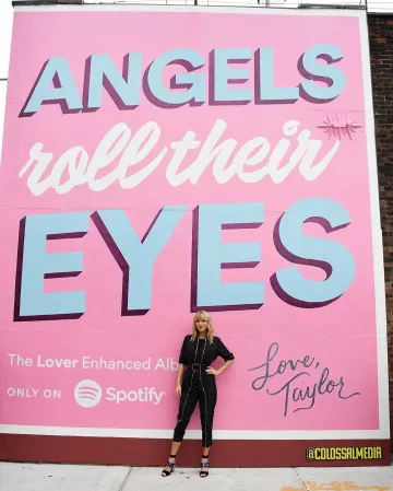 Kat Maconie Dee Sandals worn by Taylor Swift Siriusxm Studio August 23, 2019