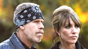 Le bandana porté par Clarence 'Clay' Morrow (Ron Perlman) dans Sons of Anarchy 