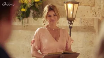 El vestido usado por Chloé (Ingrid Chauvin) en Tomorrow Belongs to Us Temporada 1 Episodio 476