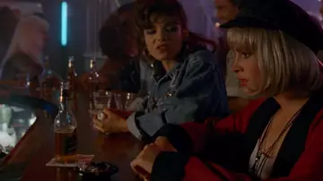 Miller beer of Vivian Ward (Julia Roberts) in Pretty Woman