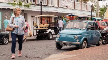 Fiat 500 coche clásico de Ellen Martin (Meryl Streep) en La lavandería