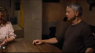 Brown V-neck Sweaters worn by (Gary Sinise) in I Still Believe