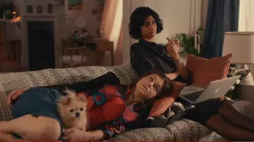 Blacks Shirts Striped Vertical worn by Emma Corrigan (Alexandra Daddario) in Can You Keep a Secret?